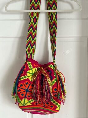 AUTHENTIC WAYUU TRIBE mochila columbian